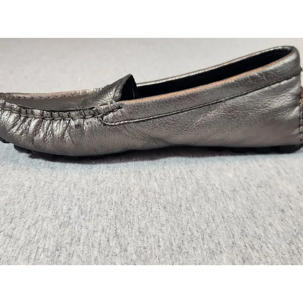 Coach Amber sz 5.5B matallic pewter pebbled leather driving loafer shoes comfort